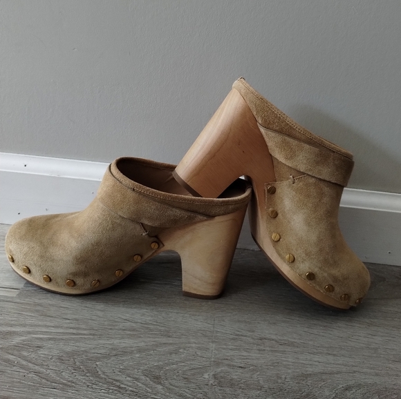 Veronica Beard Women Suede Dacey Clog - Picture 5 of 12